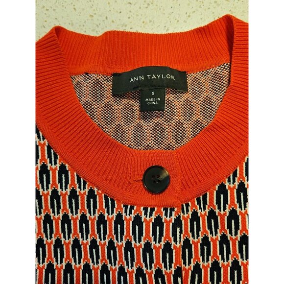 Ann Taylor Retro Geo Print Sweater Womens Small Coral 3/4 Sleeve Jacket Cardigan - Picture 6 of 11
